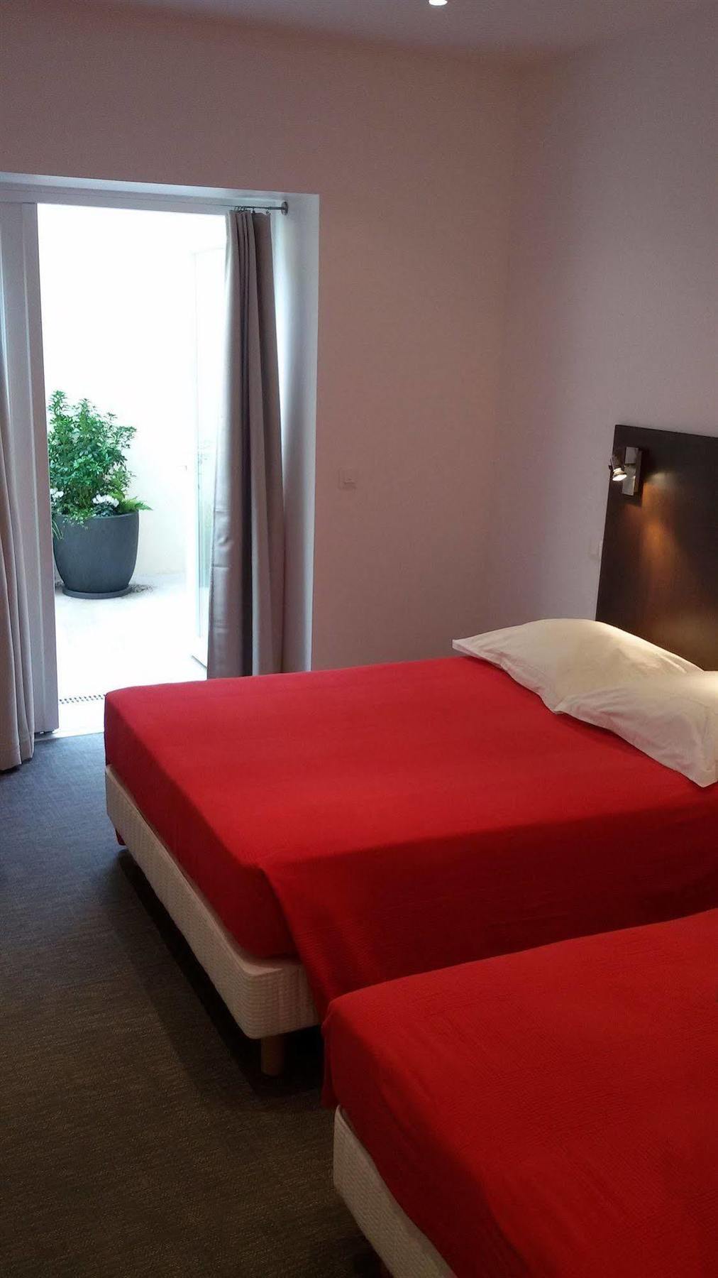 Hotel Biskui Levallois-Perret Zewnętrze zdjęcie