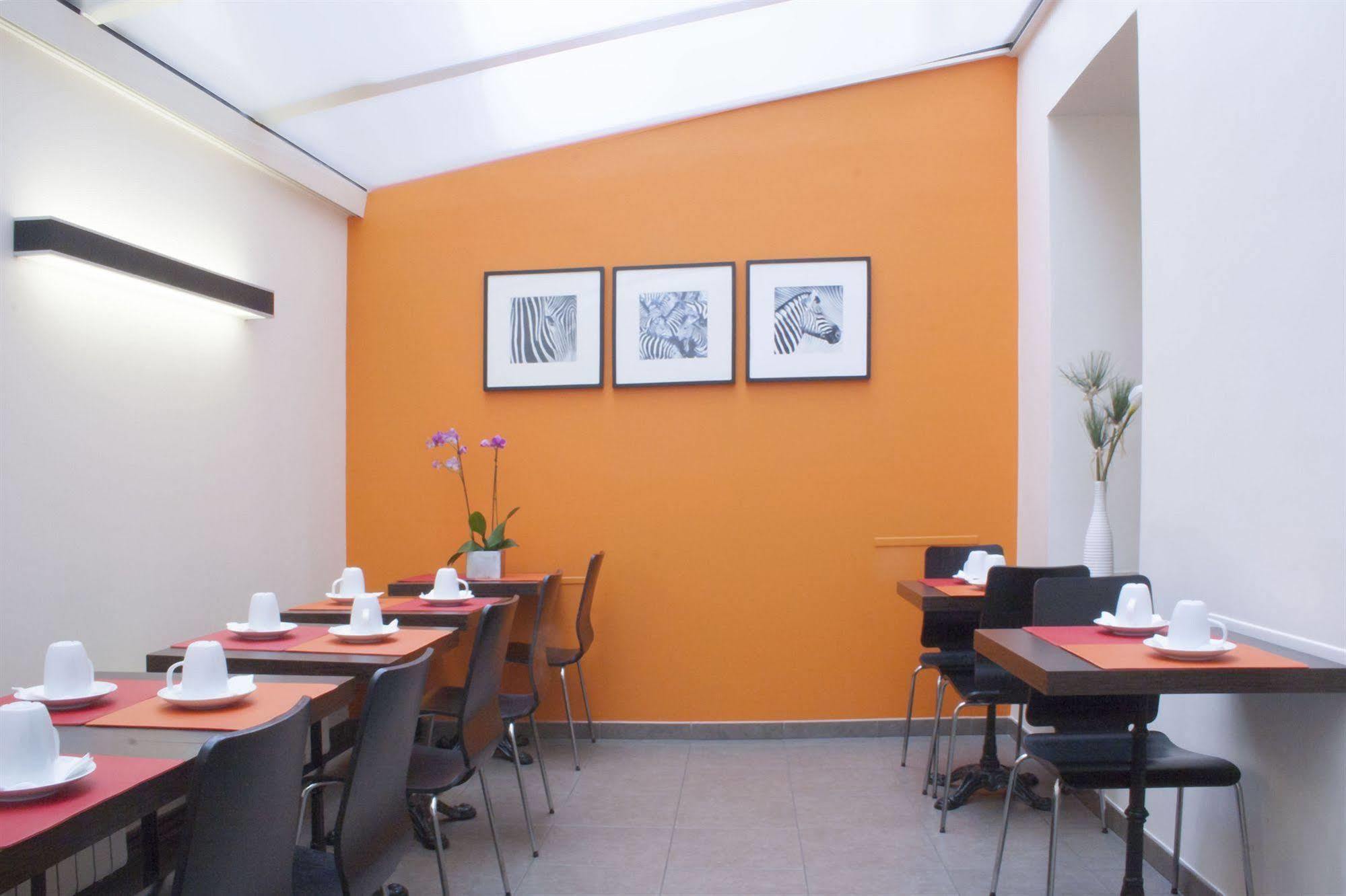Hotel Biskui Levallois-Perret Zewnętrze zdjęcie